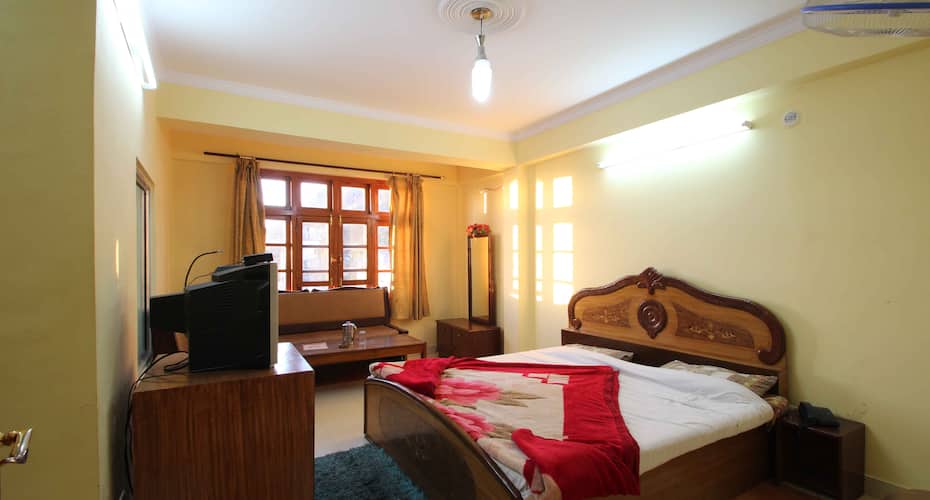 Hotel Rock Stone, Mussoorie 5
